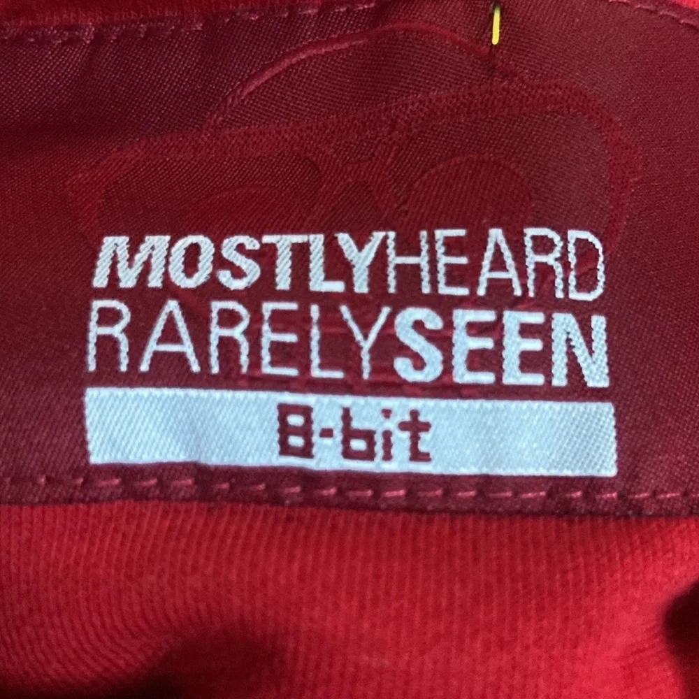 MOSTLY HEARD RARELY SEEN No More Heartbreaks Long-Sleeve Hoodie L 100% Cotton